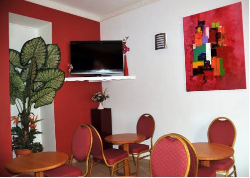 Фото Hotel Parisien