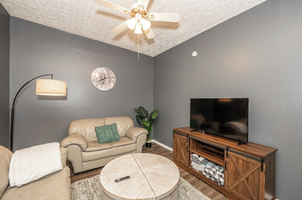 Фото Monmouth Lofts