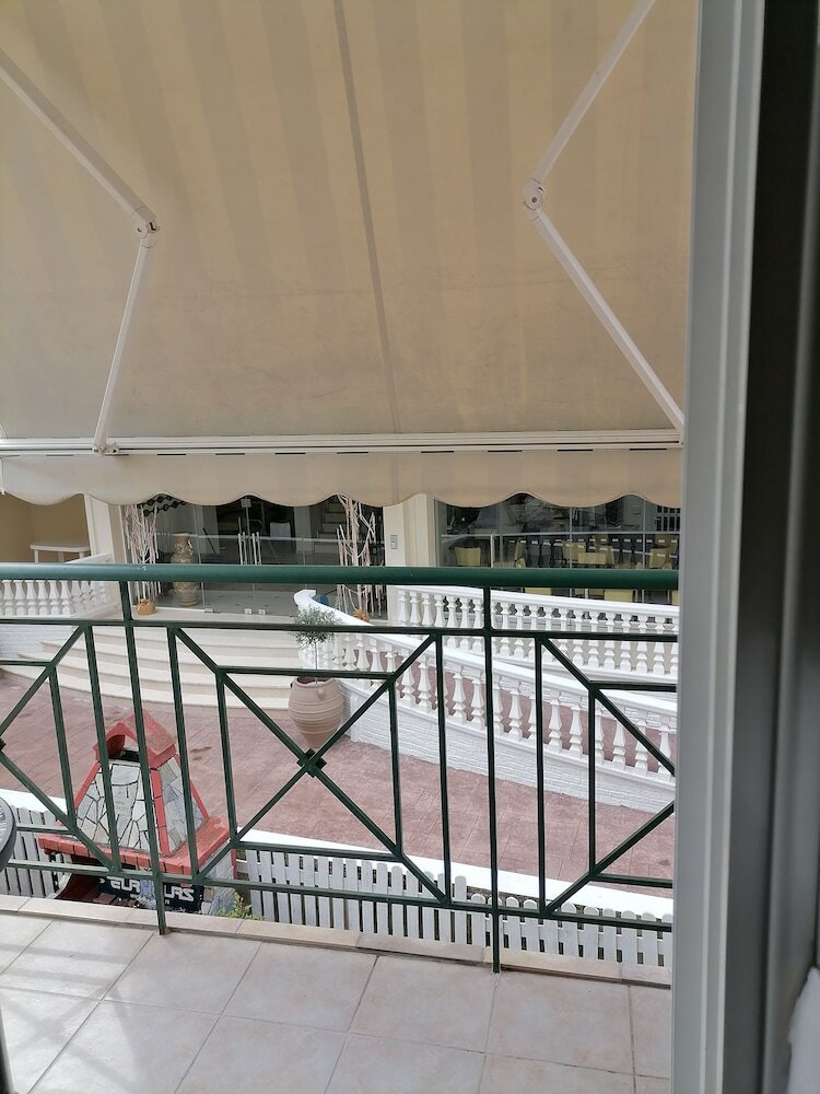 Фото Hotel Exarhos