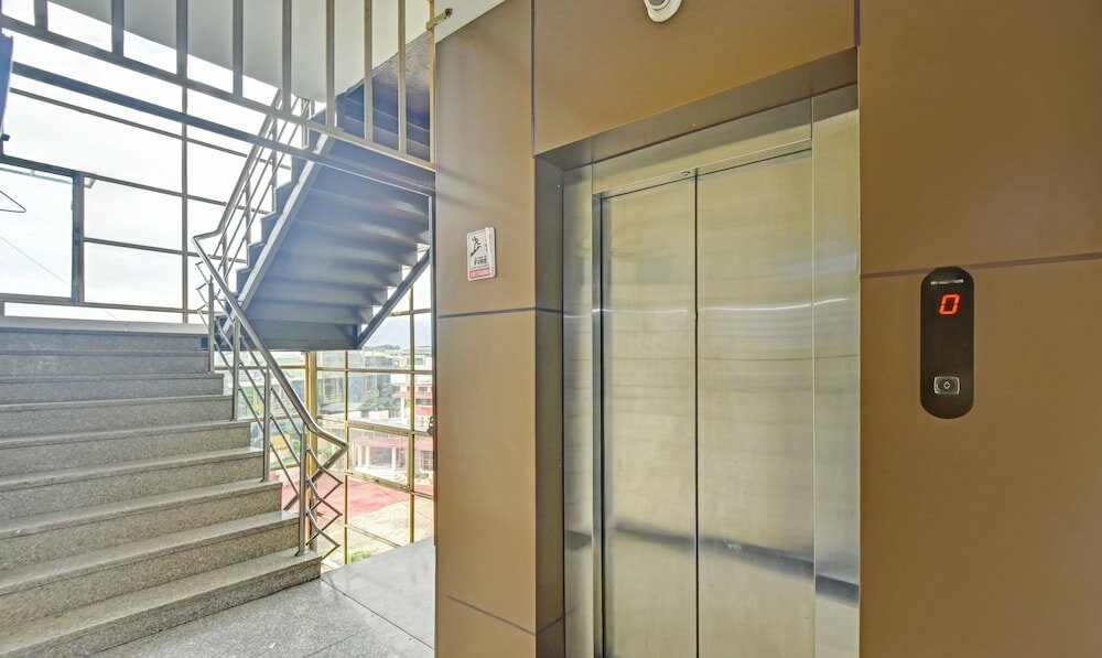 Фото Itsy by Treebo - Krishna Heights