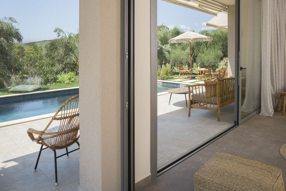 Фото Elaia Grove