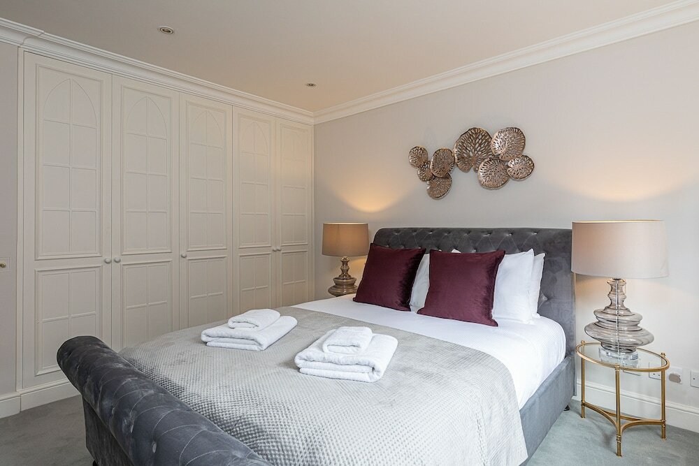 Фото Altido Stunning 6-bed house near Harrods in Knightsbridge