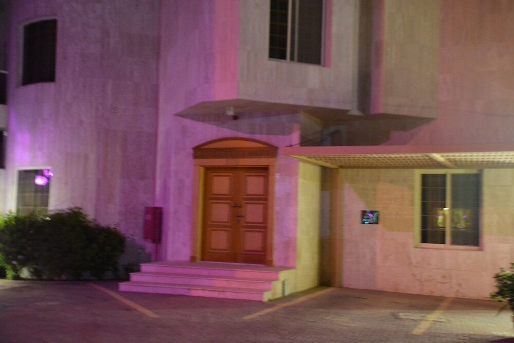 Фото Warood Alsafwa Villas & Hotel Suites