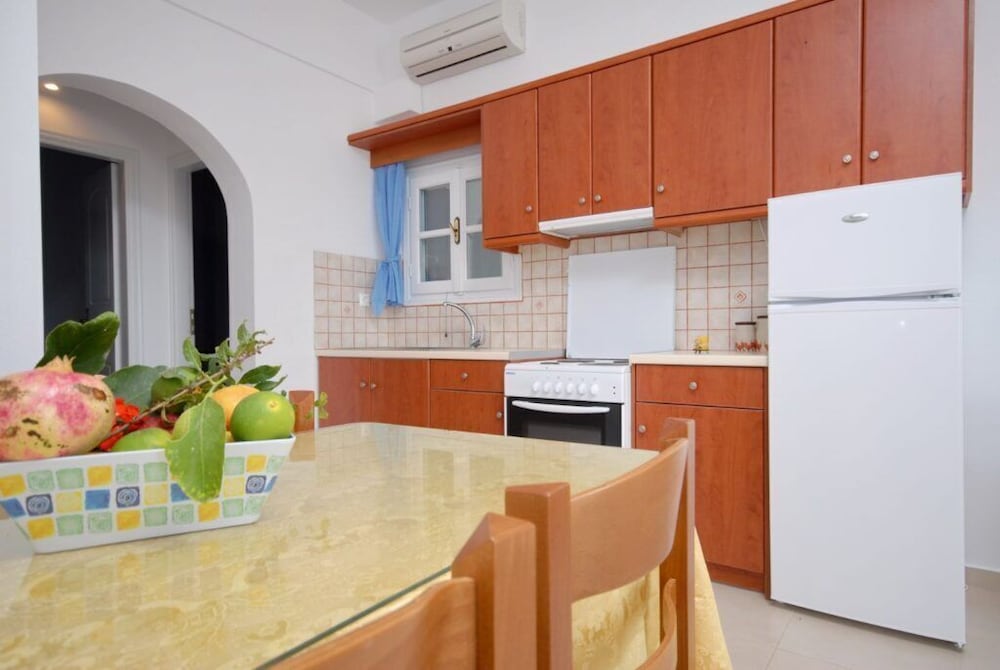 Фото Crystal Naxos 2 Apartments at Mikri Vigla