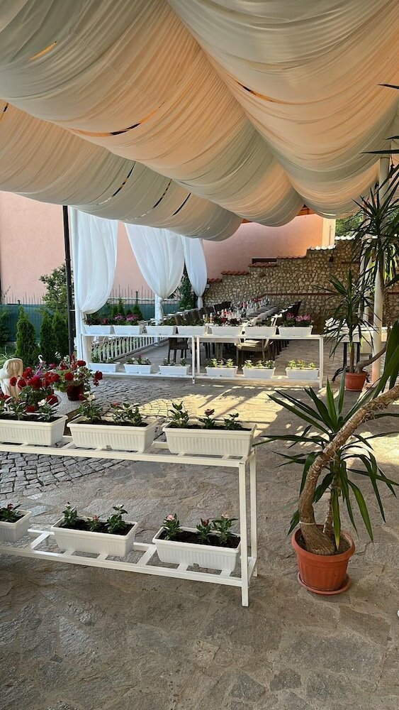 Фото Hayat Hotel Ltd