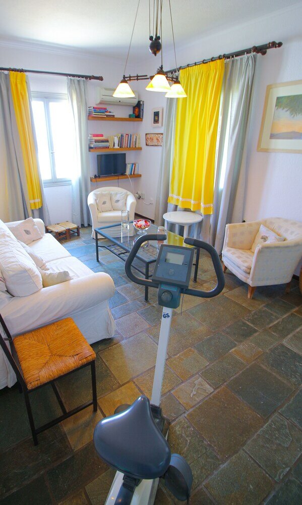 Фото Home with View of Agios Ioannis in Tinos