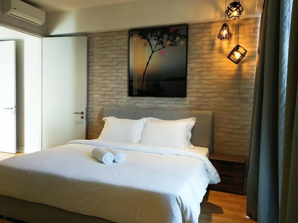 Фото D'Majestic Place by Widebed