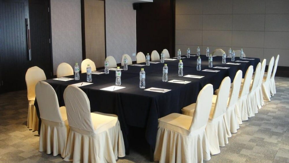 Фото Ssaw Boutique Hotel Xiaoshan City Center