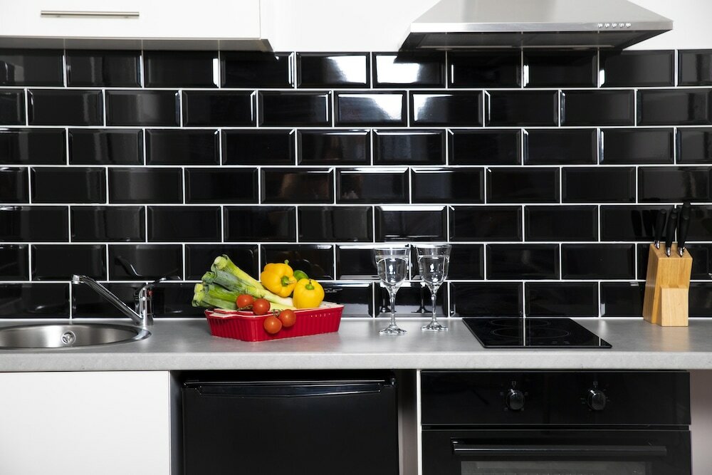 Фото Bob W Commercial House