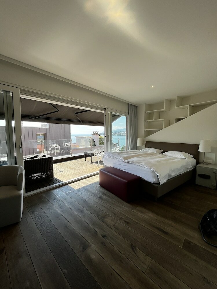 Фото La Rouvenaz