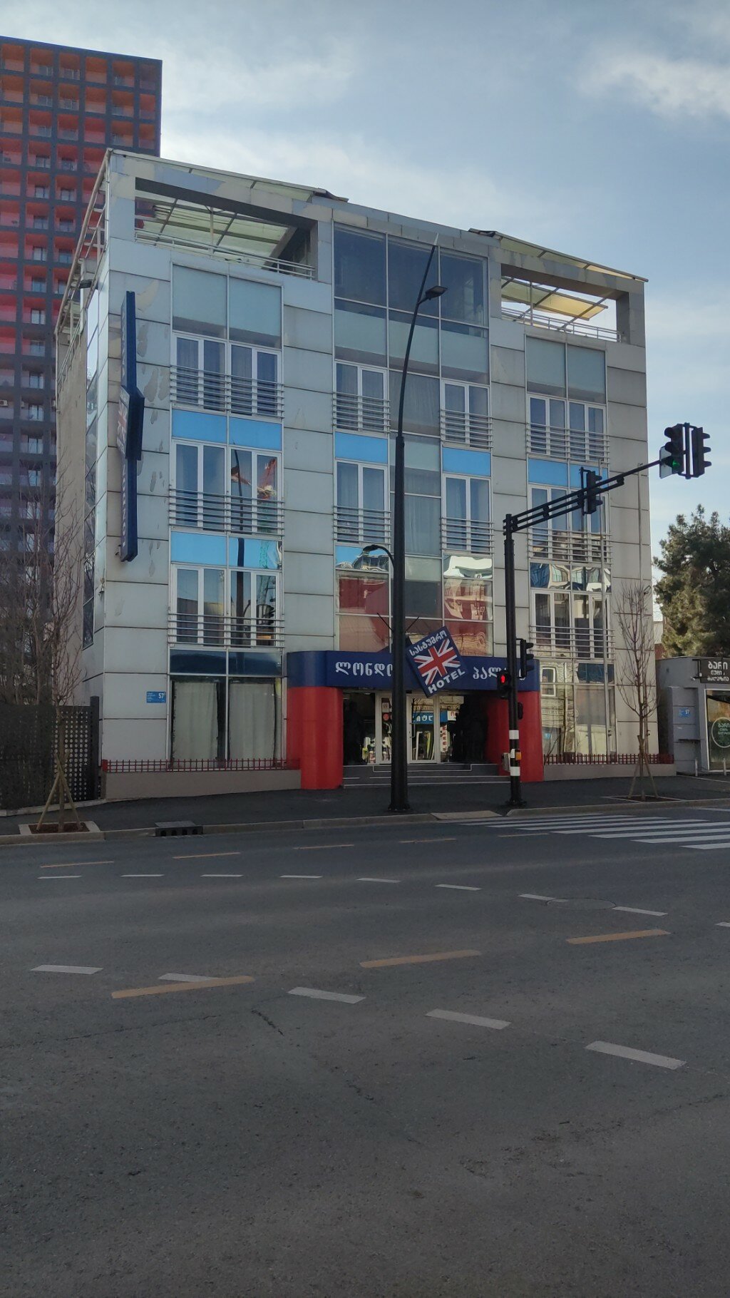 Фото London Palace Tbilisi