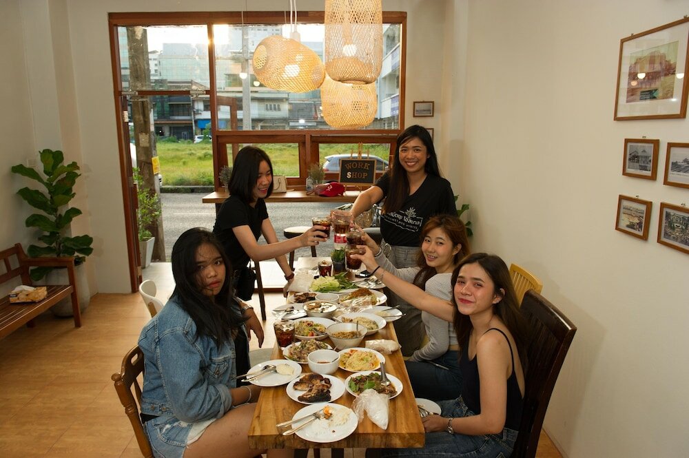 Фото Khok Samet Chun Hostel