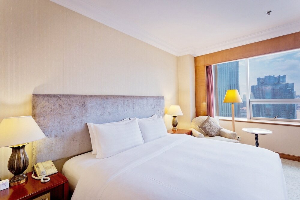 Фото Crowne Plaza Qingdao