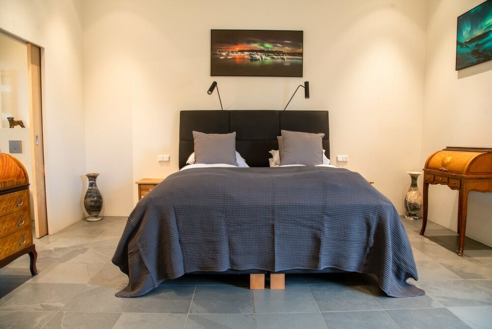 Фото Hrafntinna Villa