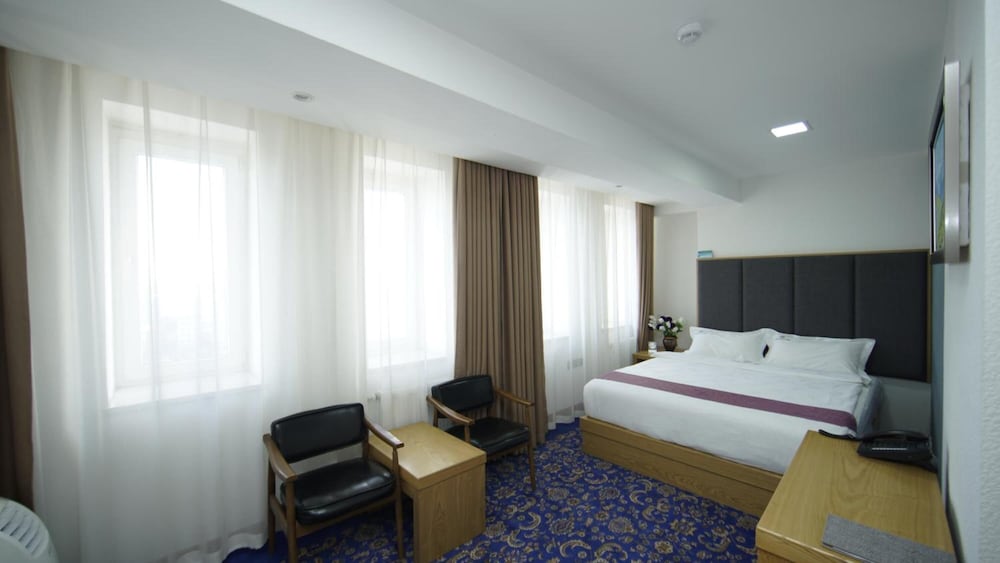 Фото Ub Grand Hotel