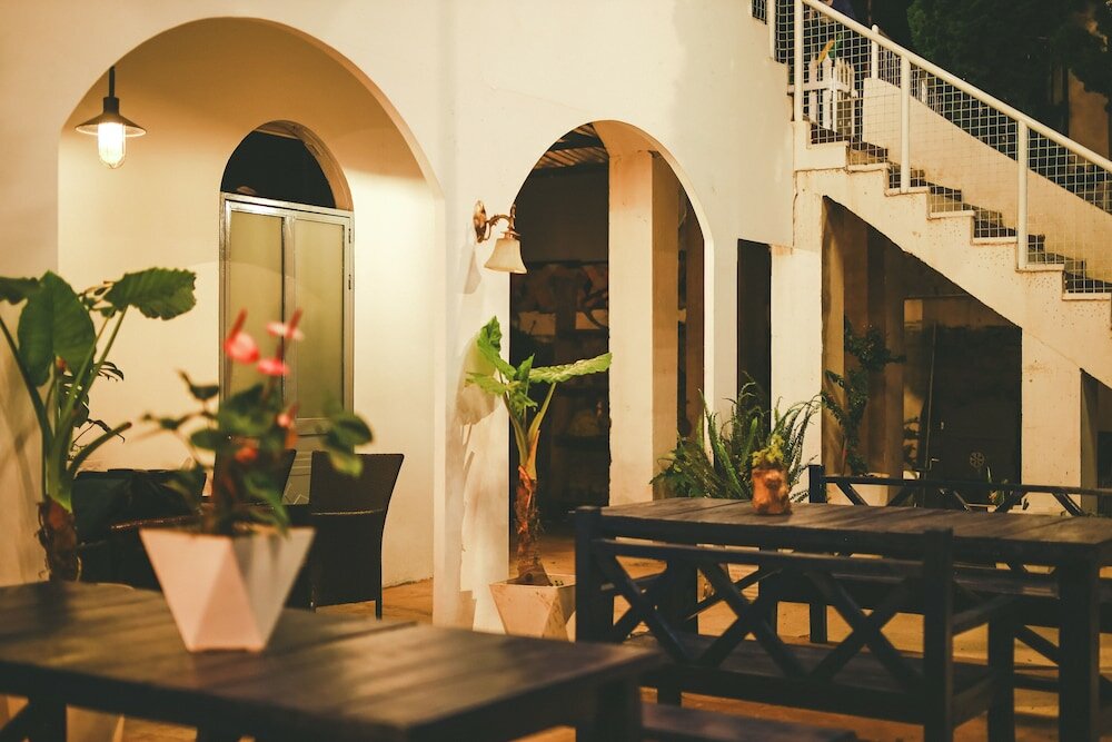 Фото Dalat Blue House Homestay & Cafe