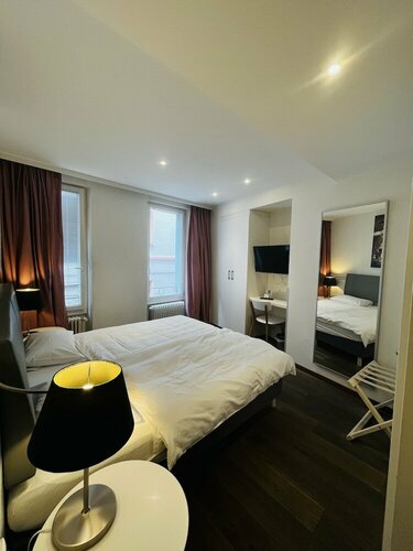 Внешний вид отеля Hôtel de la Rouvenaz в Монтрё, фото 2