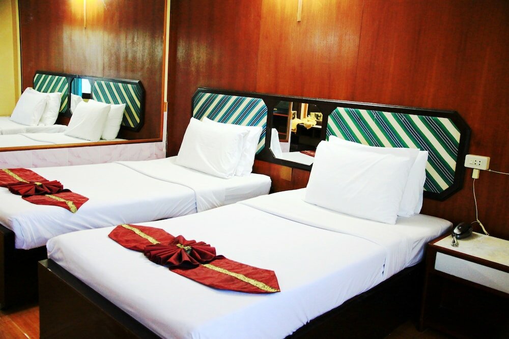 Фото Seashore Pattaya Resort