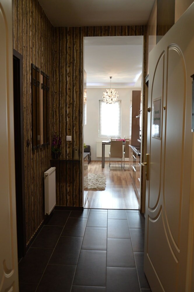 Фото Füredi Apartman Földszint