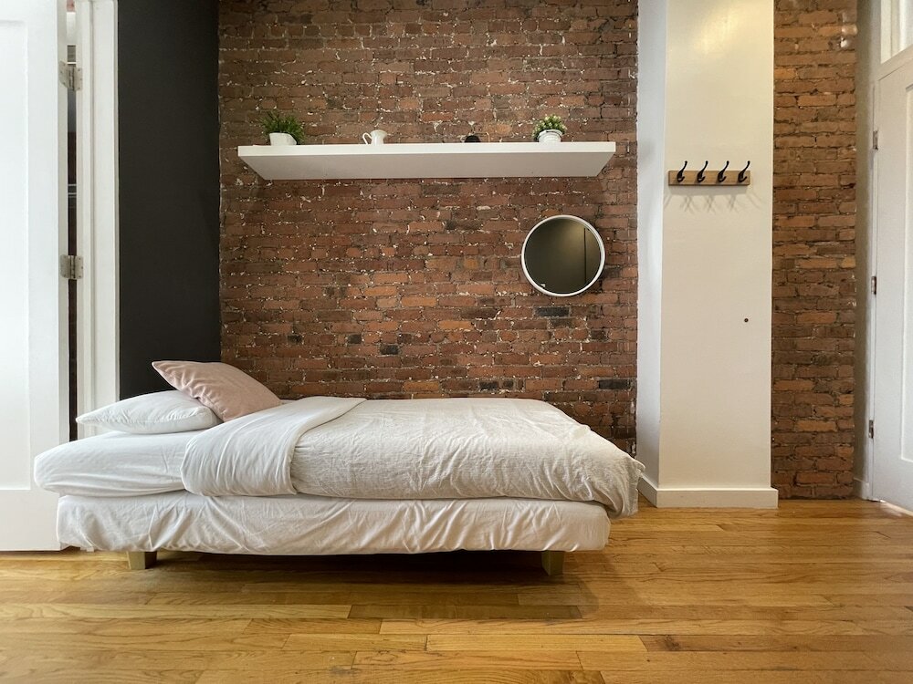 Фото Hotel and the City-Midtown