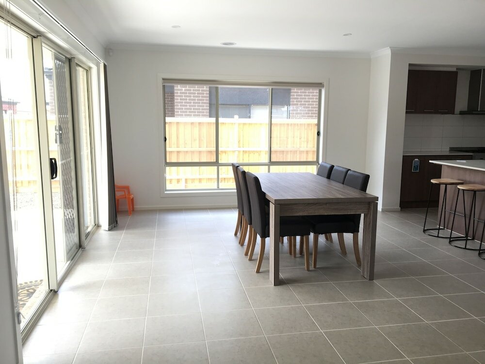 Фото Apple House Upper Point Cook