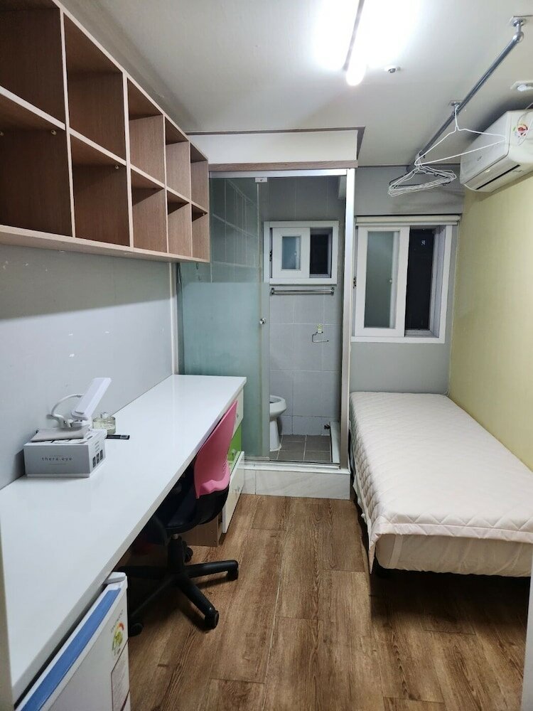 Фото Gangnam Best Dormitory
