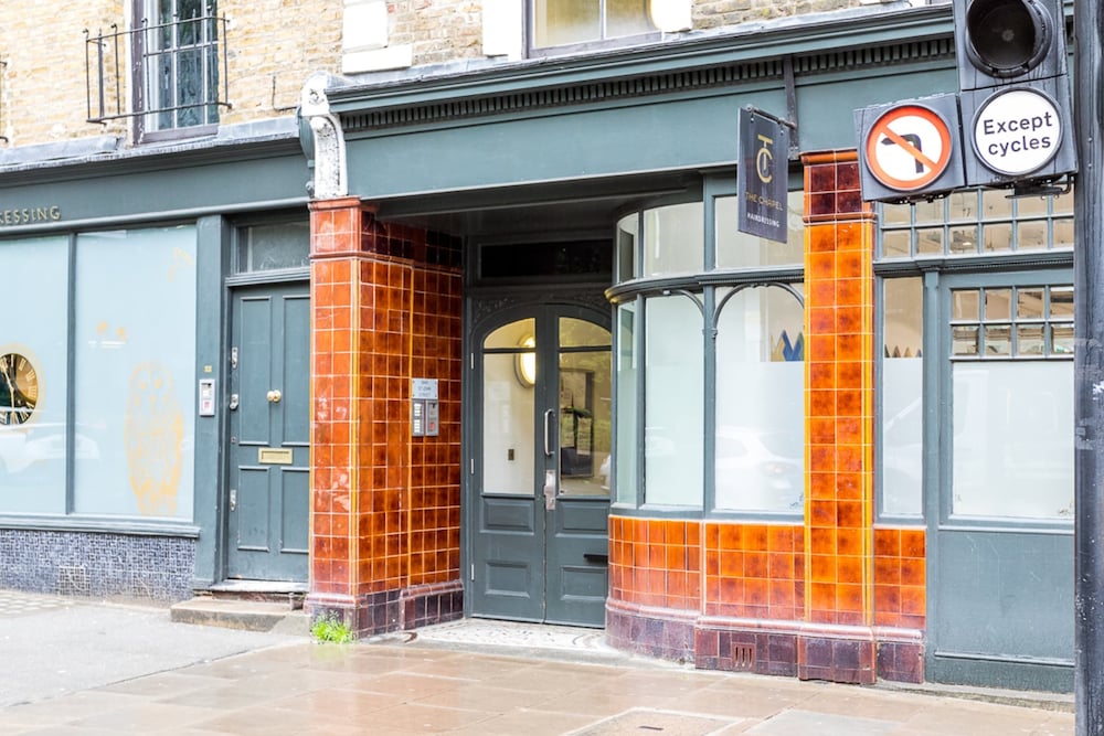 Фото Bright & Comfortable Angel Apartment