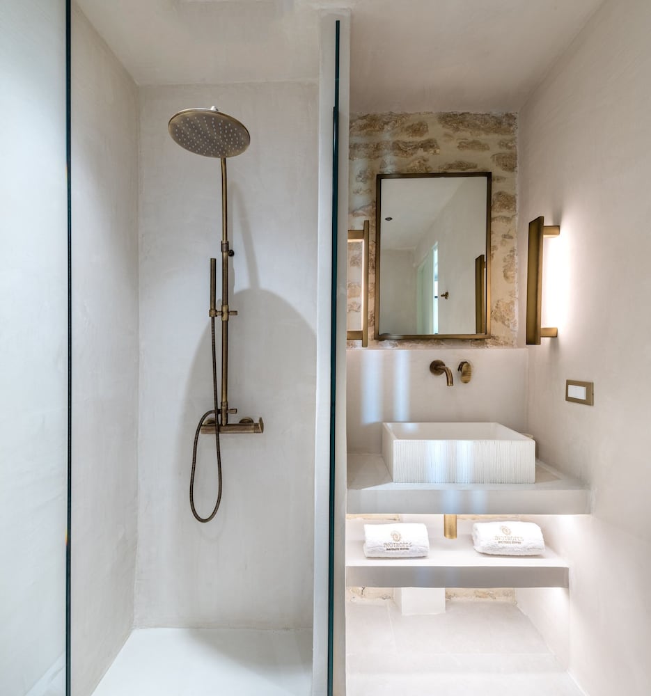 Фото Inotropes Boutique Suites - Adults Only