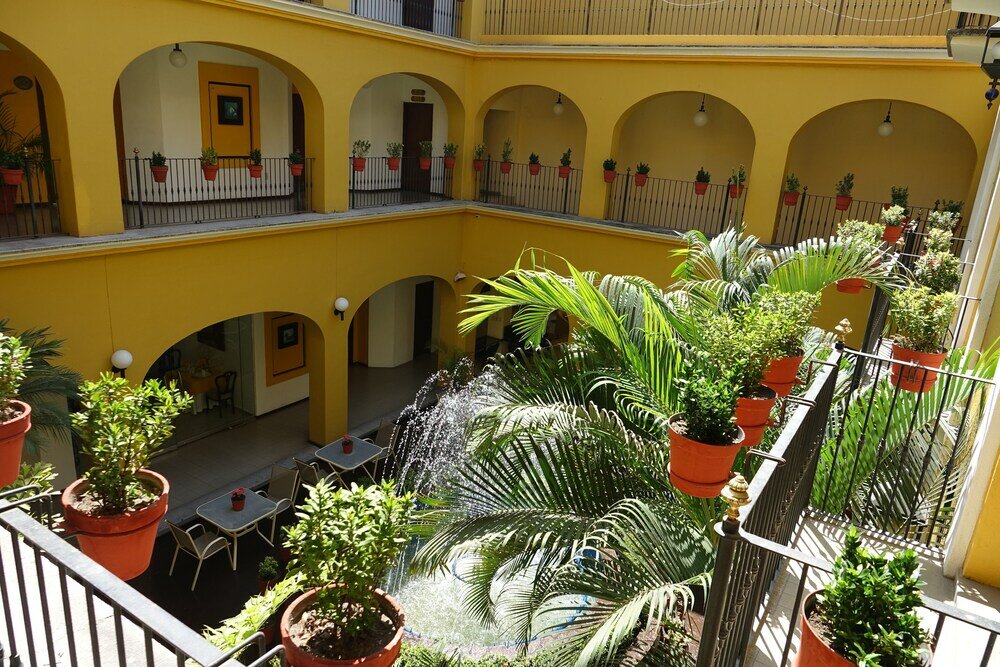 Фото Hotel América Colima