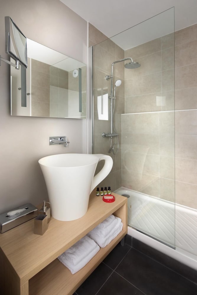 Фото Marmont Hotel