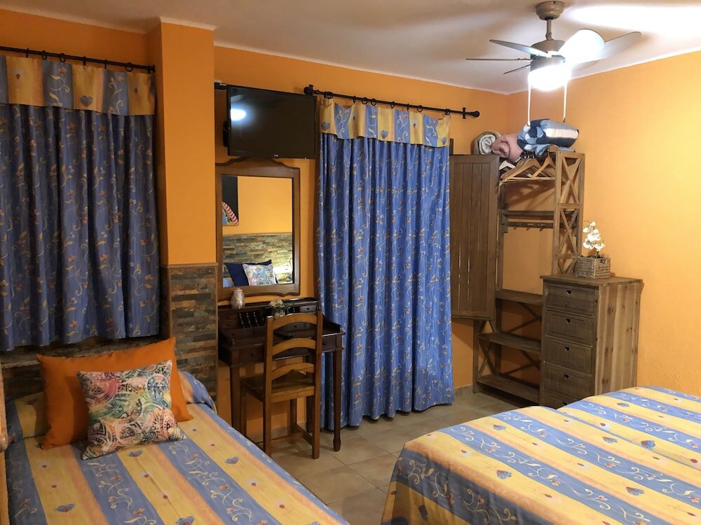 Фото Pensión Restaurante Chiki