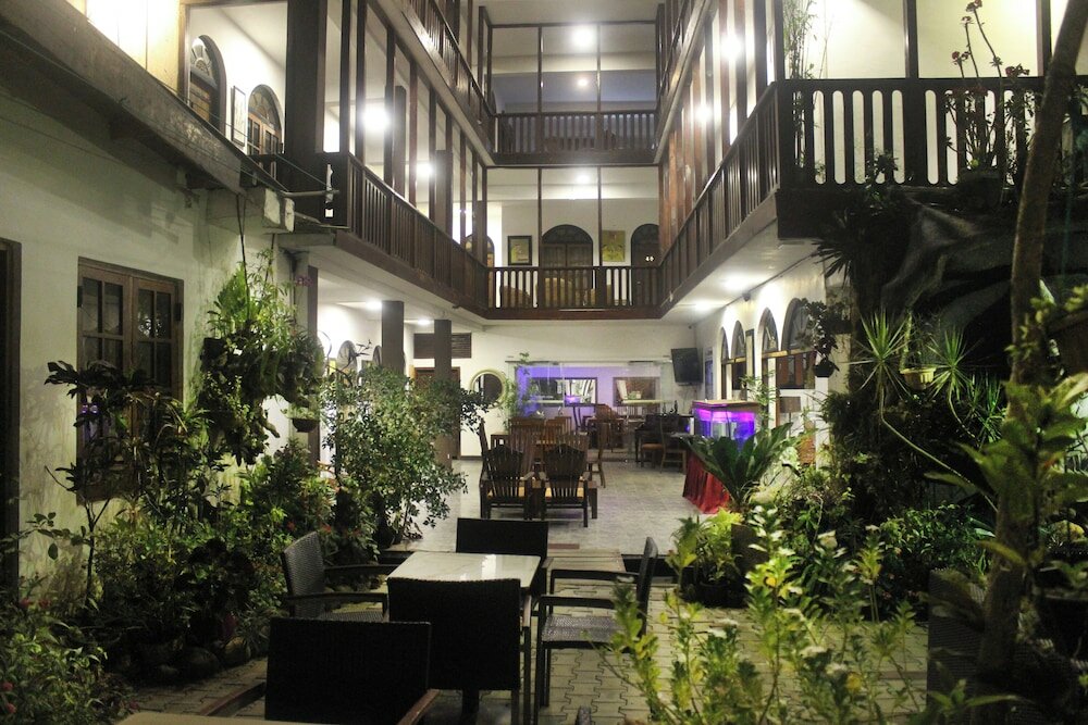 Фото Sizzlers Hub - Hostel