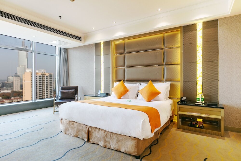 Фото Suning Universal Hotel All-Suites