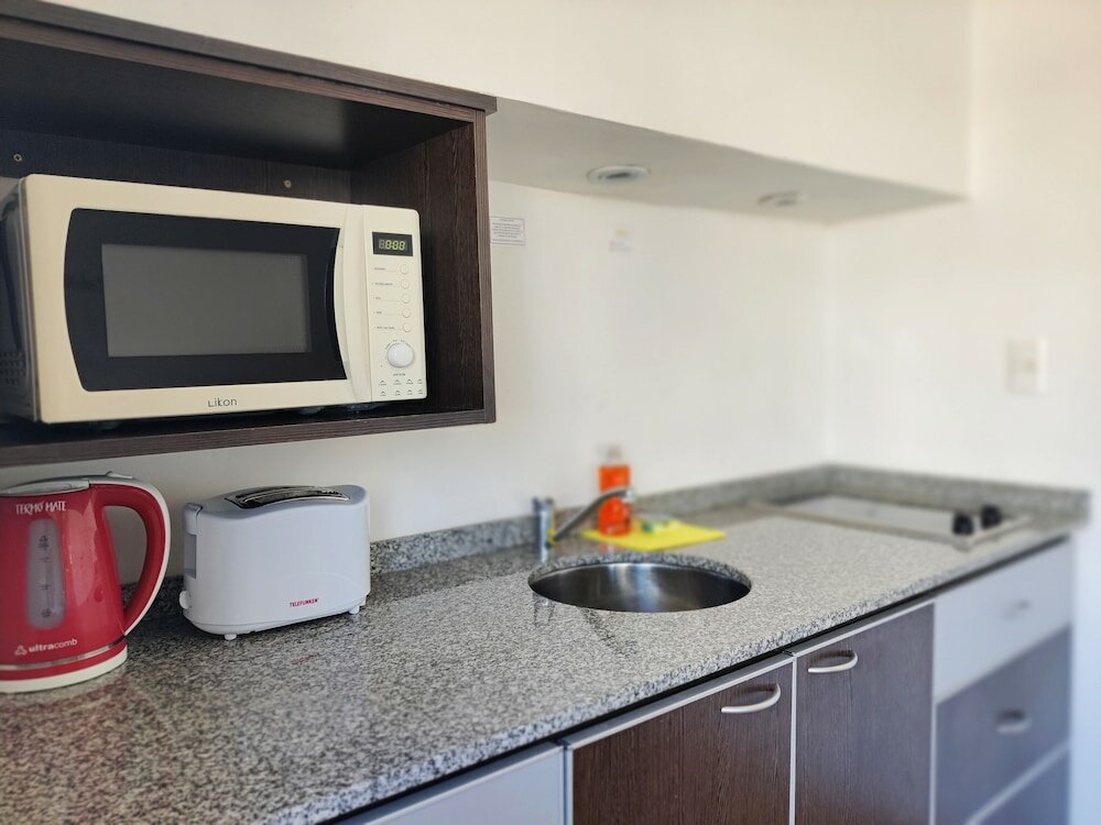 Фото Bens Downtown Apartments