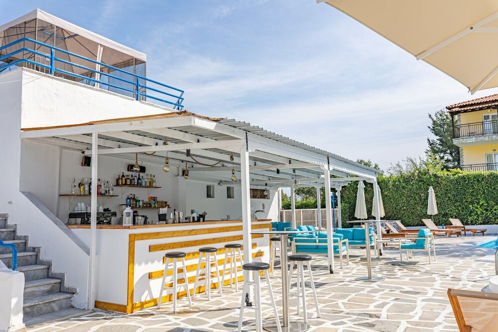 Фото Theo Bungalows Kriopigi