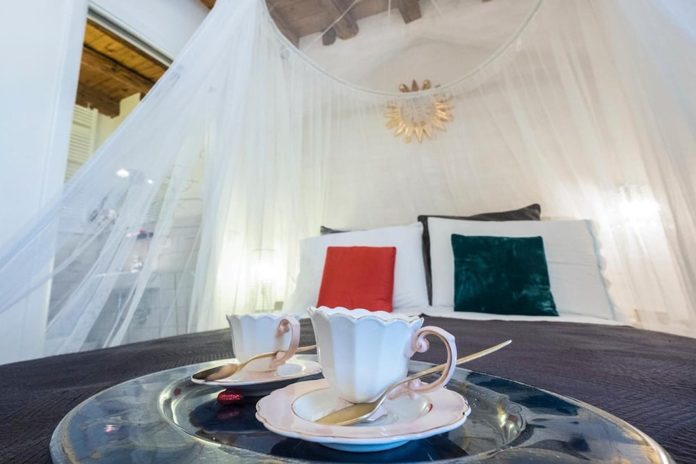 Фото Abbraccio di Romeo e Giulietta