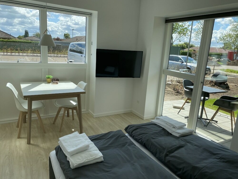 Фото Aalborg Hotel Apartments