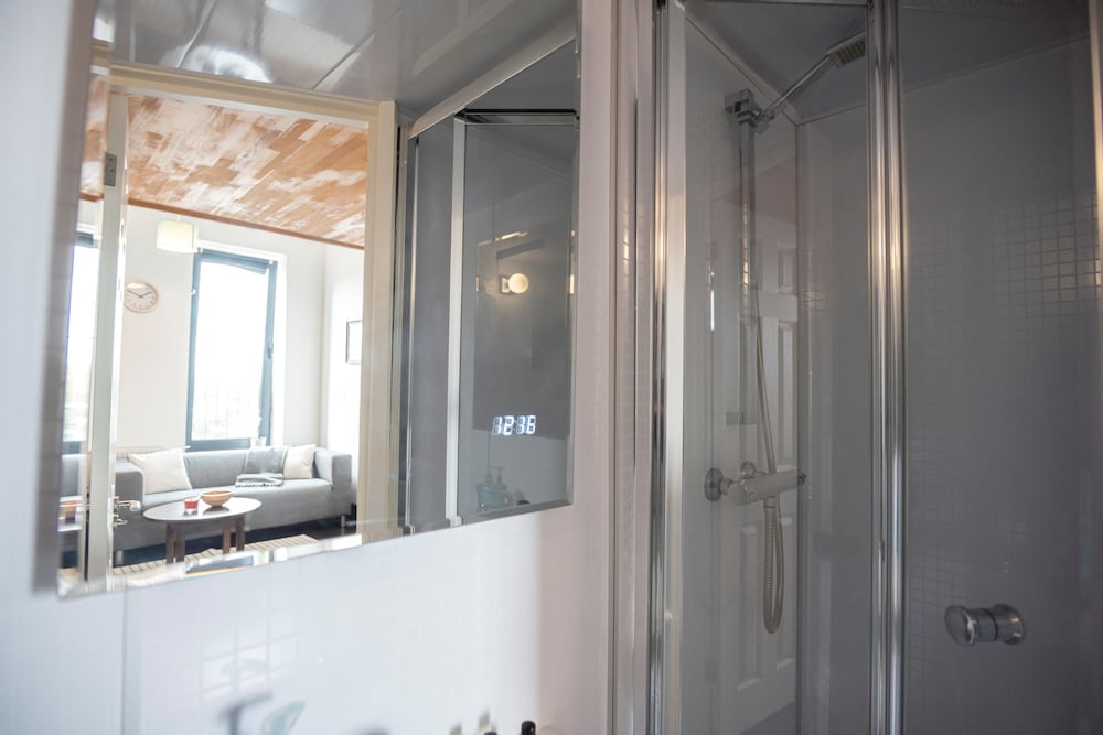 Фото Hanover House