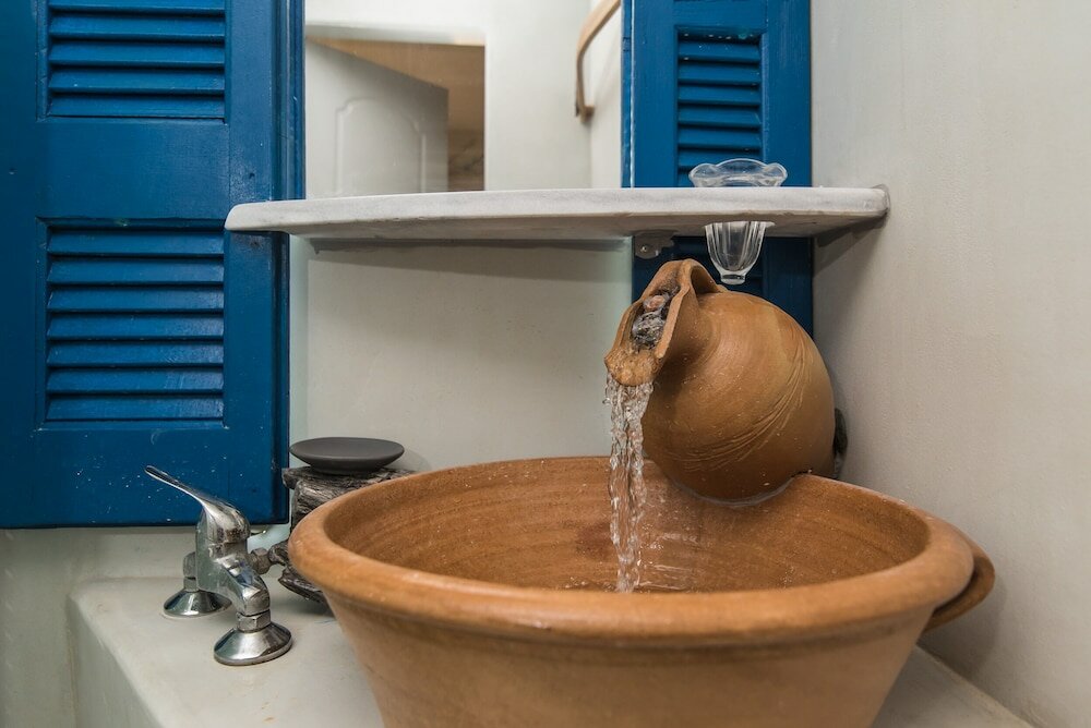 Фото Отель Iniochos