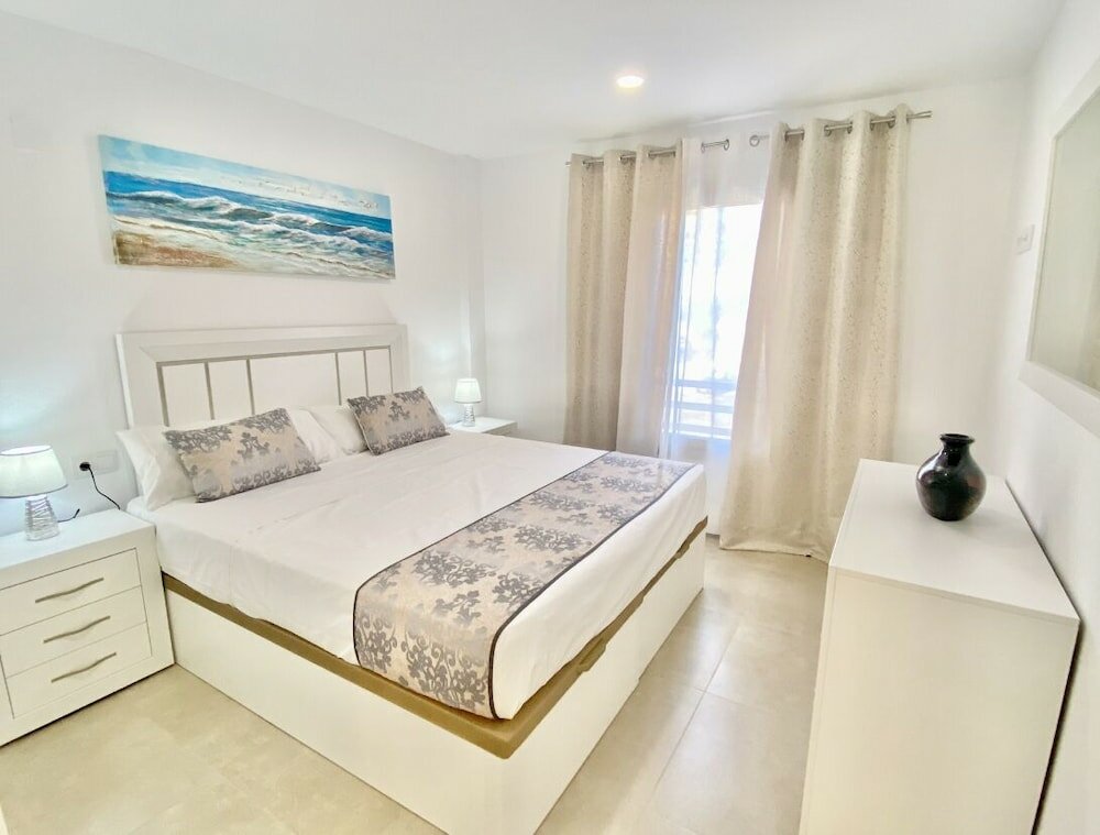 Фото Sonrisa Deluxe Apartments Levante