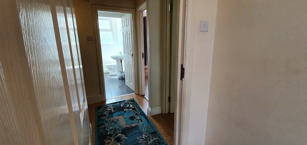 Фото Joseph House