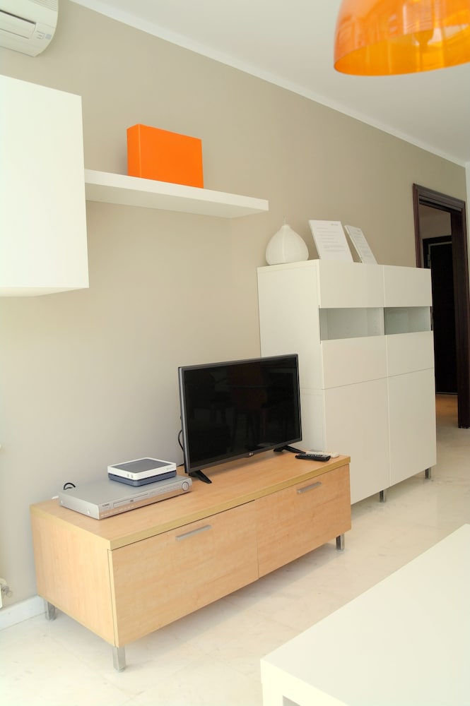 Фото Arena 20 Suites