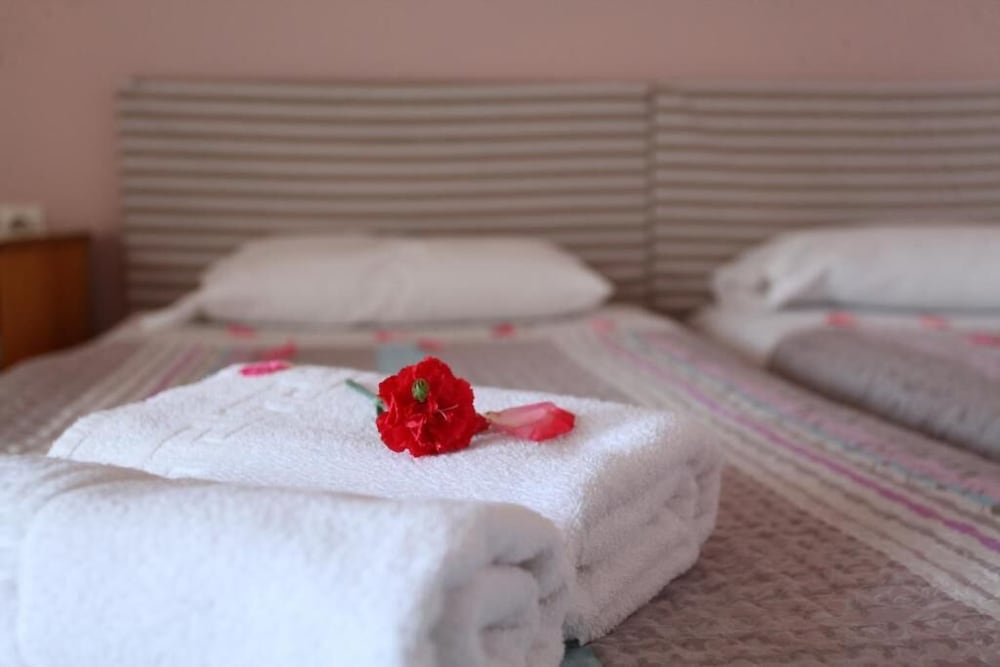 Фото Argiroupolis Maria Rooms