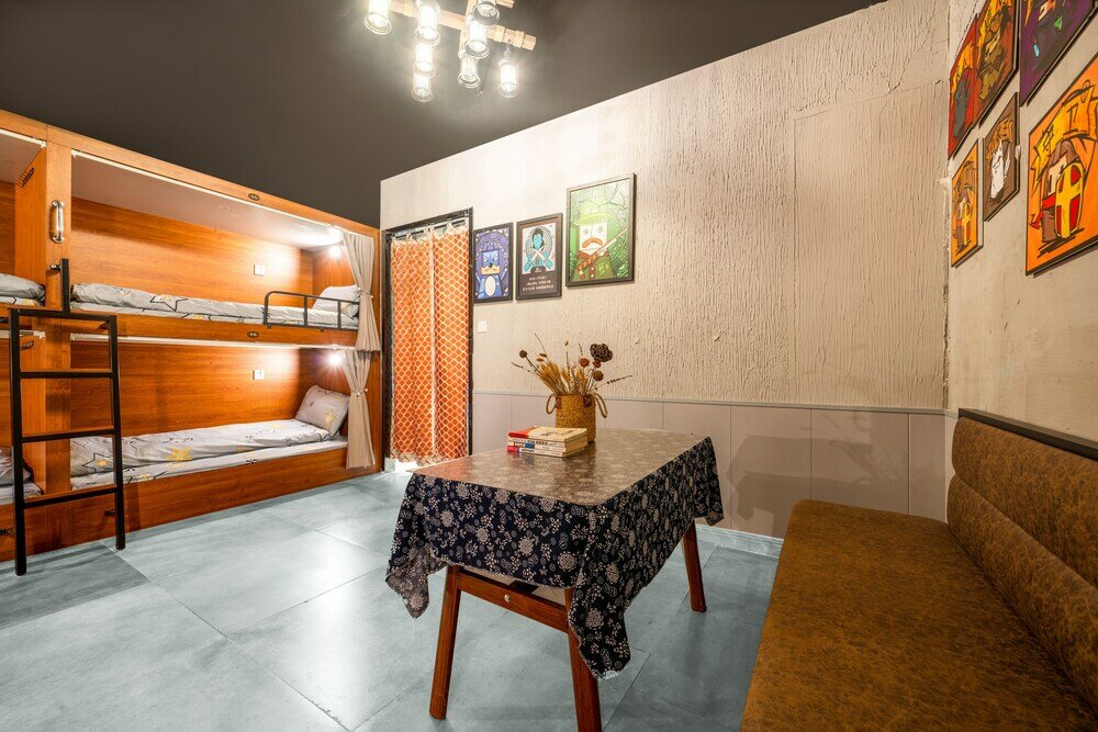 Фото Riverside Youth Hostel