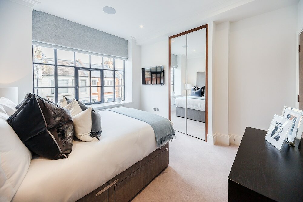 Фото Palace Wharf Apartments