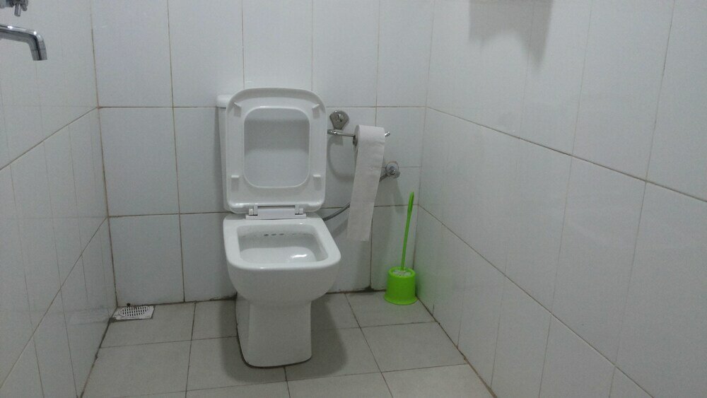 Фото Continental Hotel Gulu