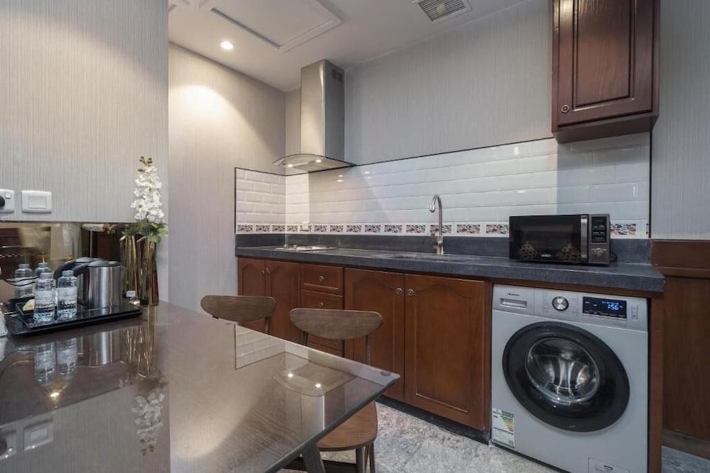 Фото Biz Hotel Apartments