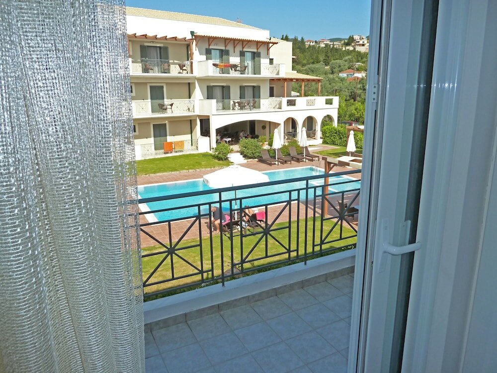 Фото Hotel Eleana