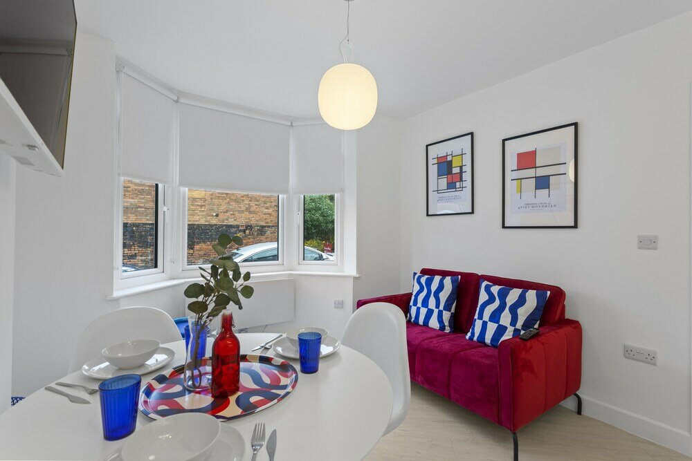 Фото OnPoint -3 Bed House - Parking