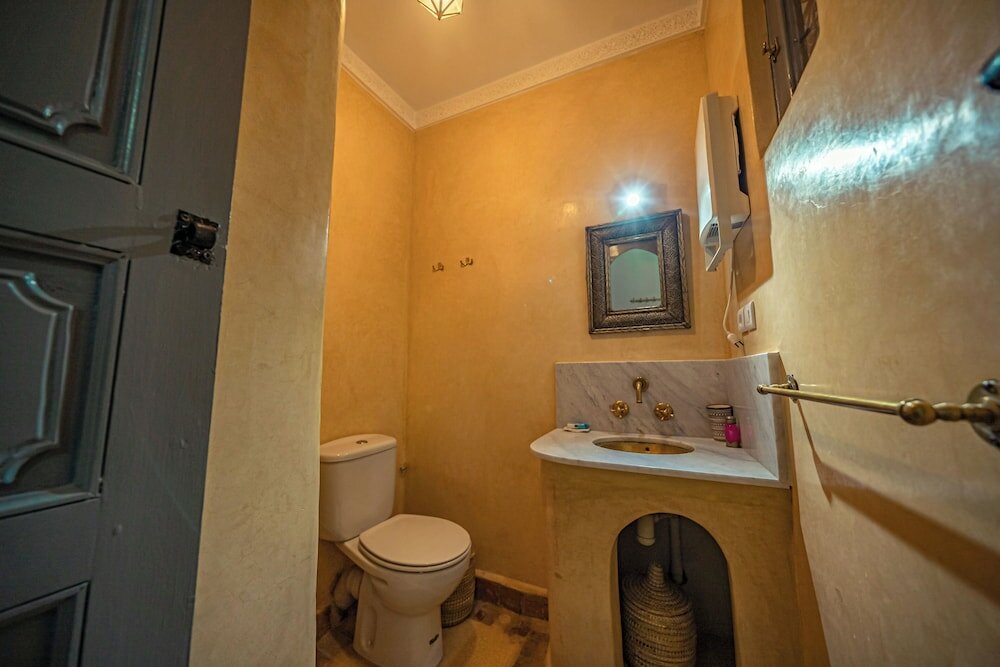 Фото Riad Azawan